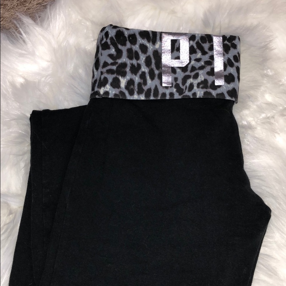 VS PINK yoga pants